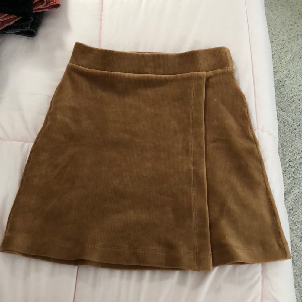 Soft tan hi rise skirt